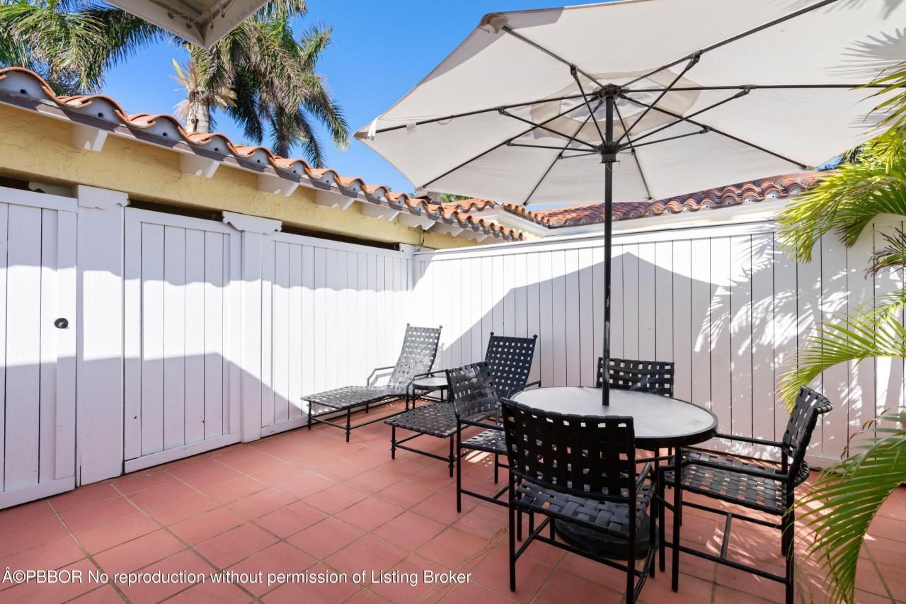 301 Australian Avenue, Unit 303, Palm Beach, FL 33480 Photo