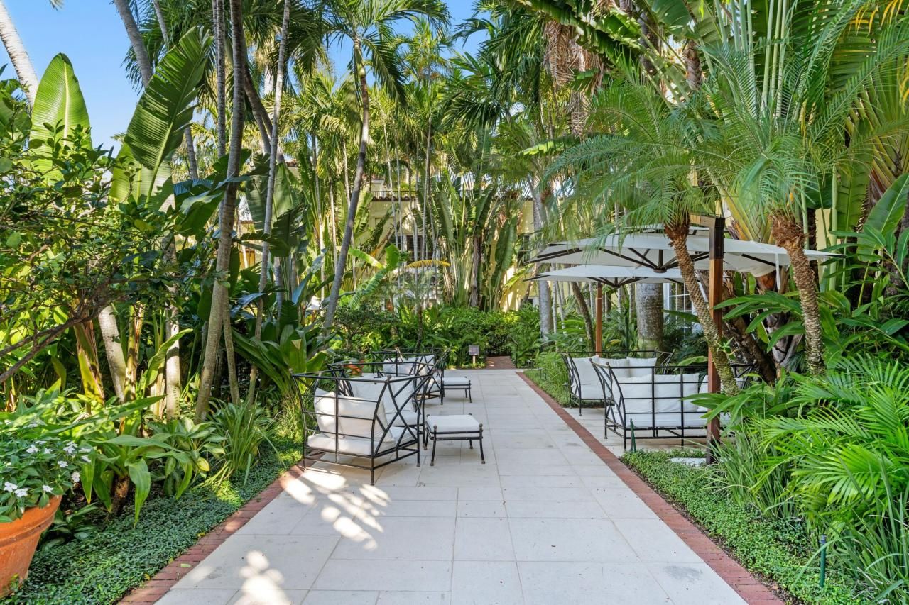 301 Australian Avenue, Unit 303, Palm Beach, FL 33480 Photo