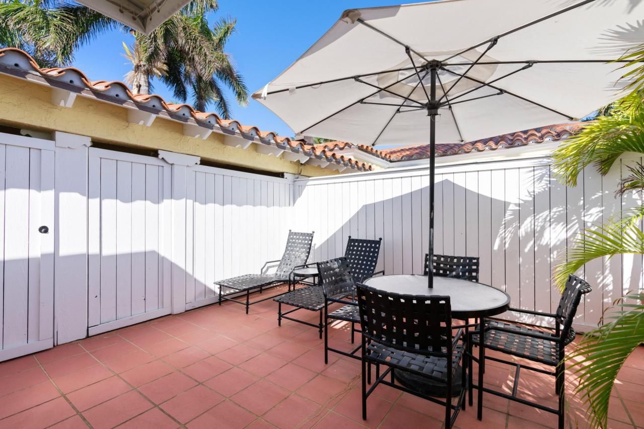 301 Australian Avenue, Unit 303, Palm Beach, FL 33480 Photo