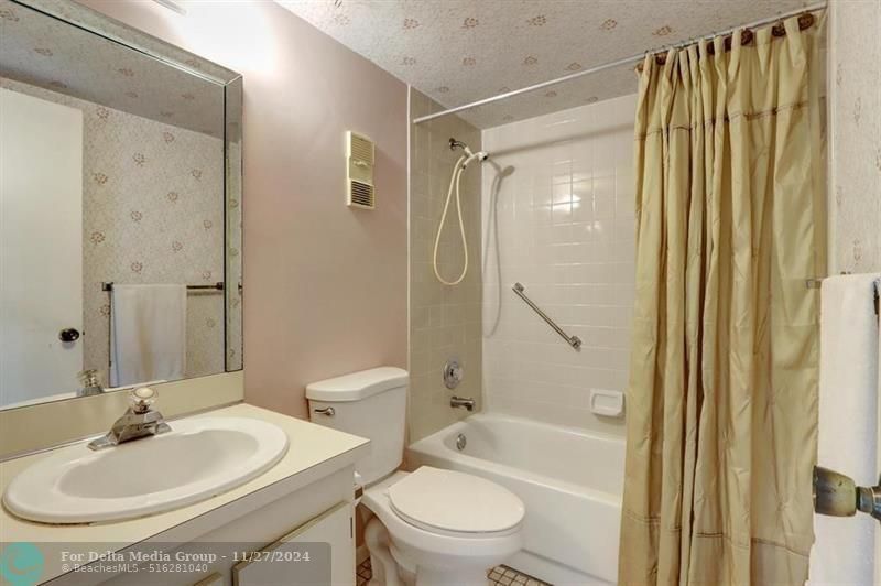 2726 NW 104th Avenue, Unit 201, Sunrise, FL 33322 Photo