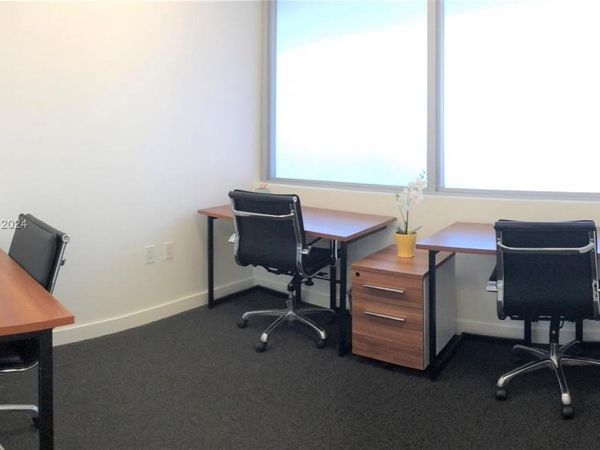 150 SE 2nd AVE, Unit 332, Miami, FL 33131