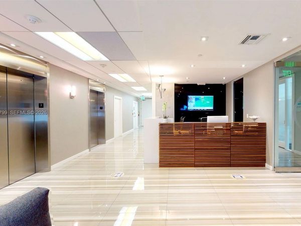 150 SE 2nd AVE, Unit 332, Miami, FL 33131