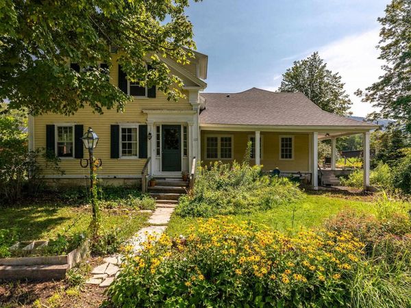 120 Village Street, Dorset, VT 05253