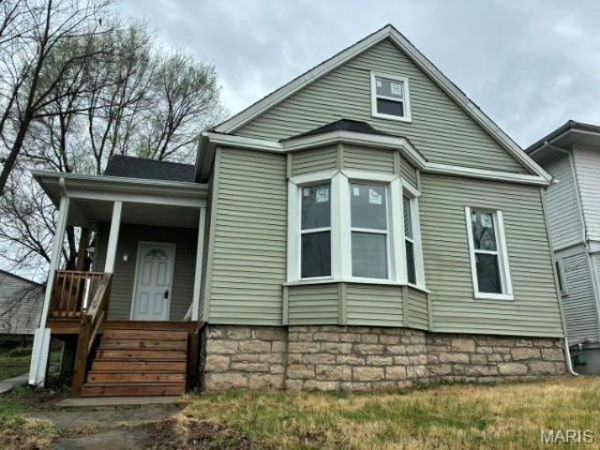 519 N Section, Hannibal, MO 63401