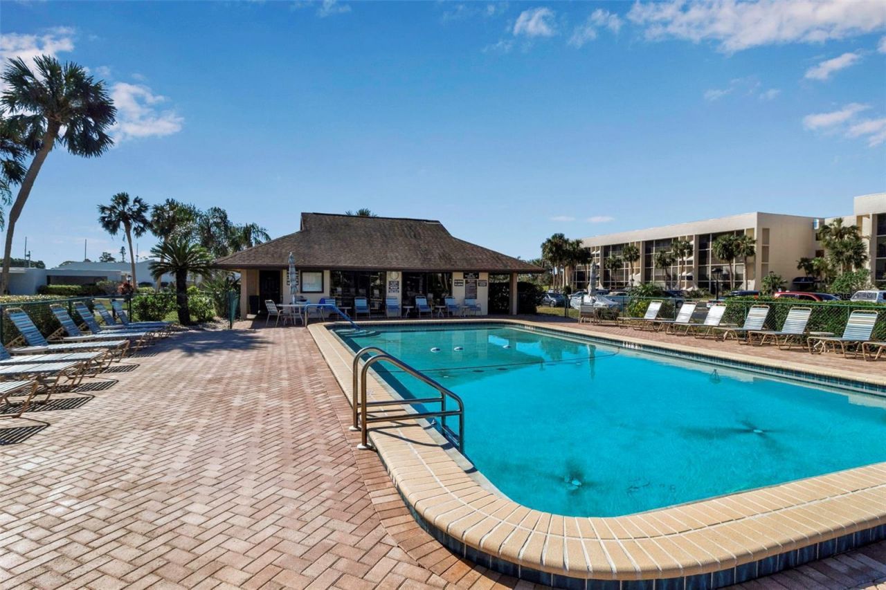 4119 61st Avenue Terrace W, Unit 105, Bradenton, FL 34210 Photo