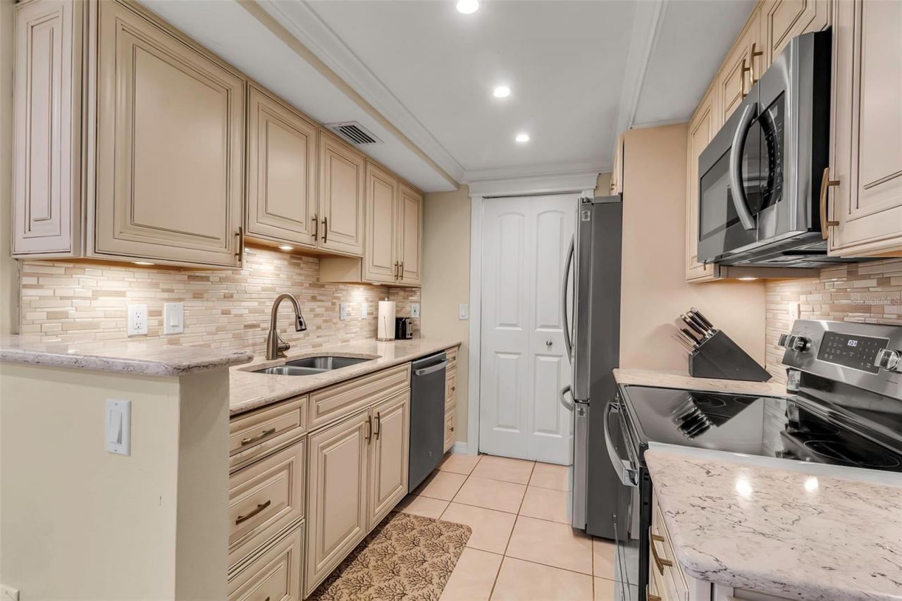 4119 61st Avenue Terrace W, Unit 105, Bradenton, FL 34210 Photo