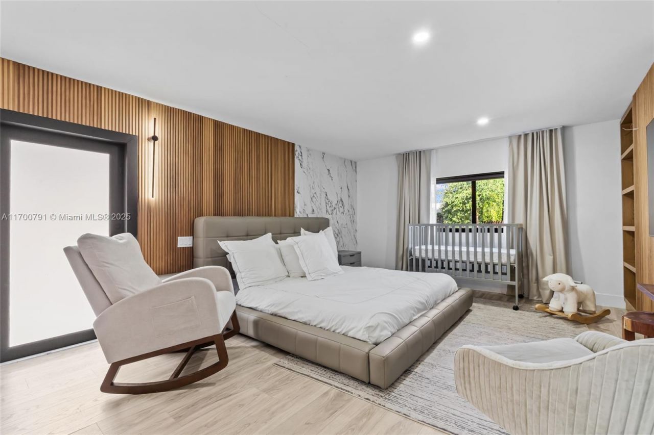 116 W 1st Ct, Miami Beach, FL 33139 Photo