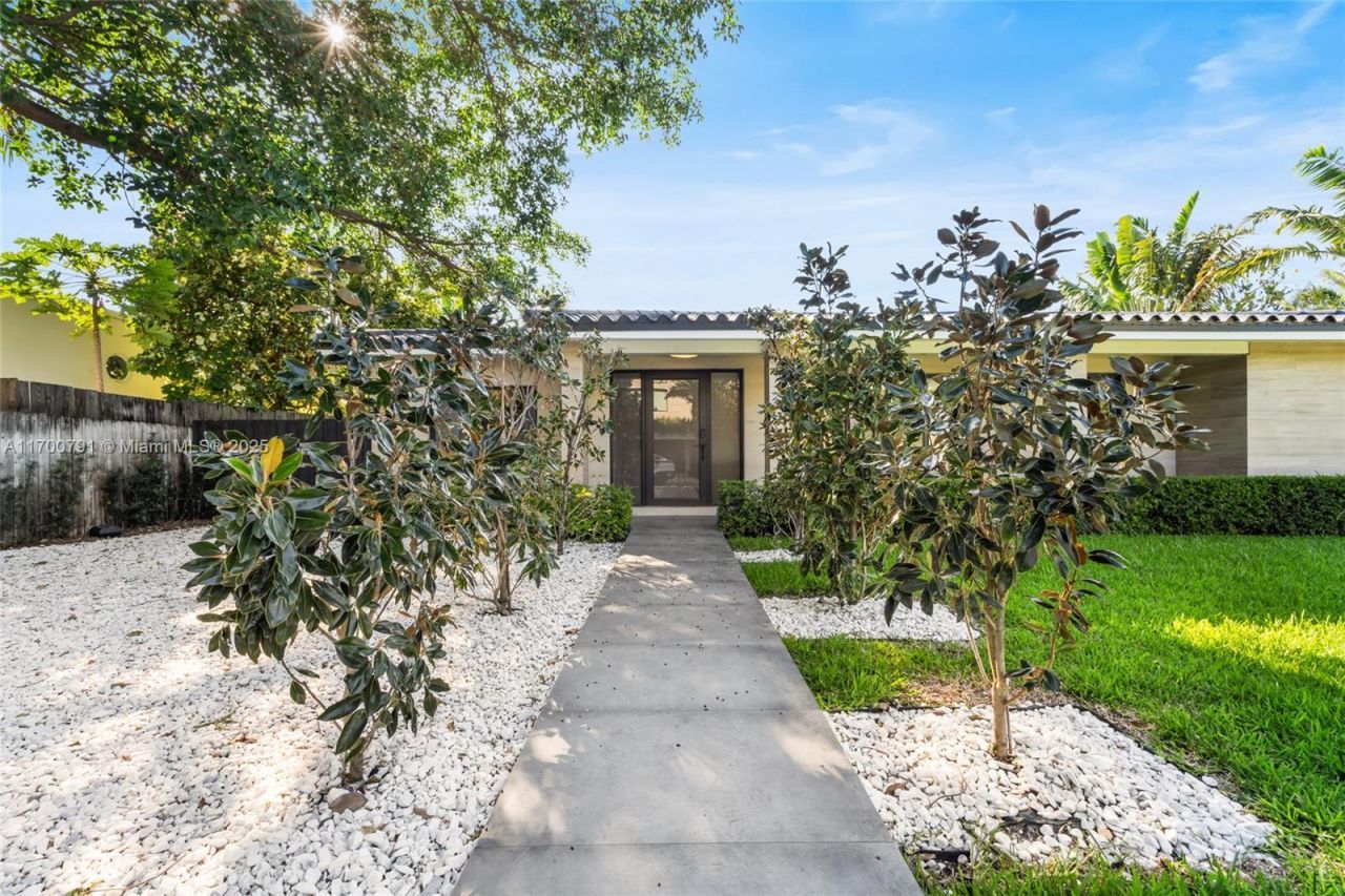 116 W 1st Ct, Miami Beach, FL 33139 Photo