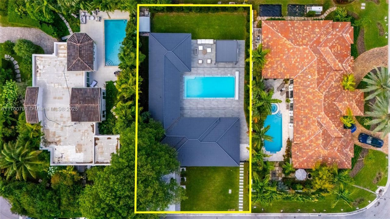 116 W 1st Ct, Miami Beach, FL 33139 Photo