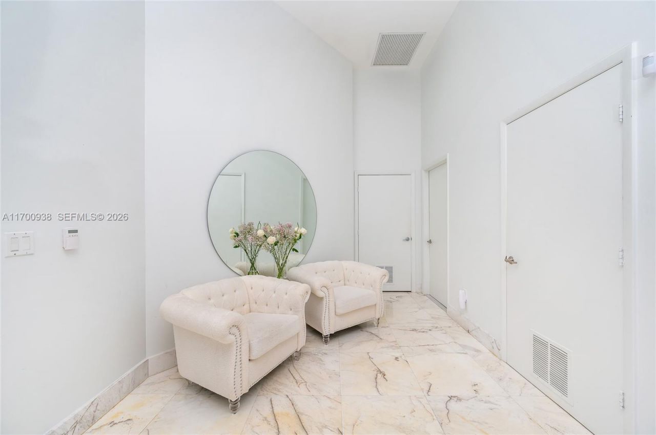 475 Brickell Ave, Unit 2209, Miami, FL 33131 Photo