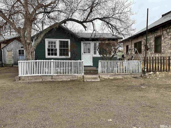 251 S Prospect Street, Tonopah, NV 89049