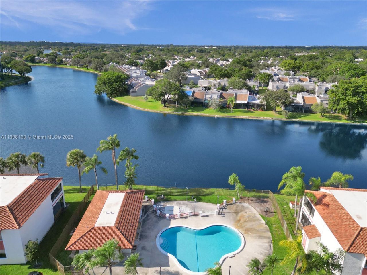 1104 N Hiatus Rd, Unit 1104, Pembroke Pines, FL 33026 Photo