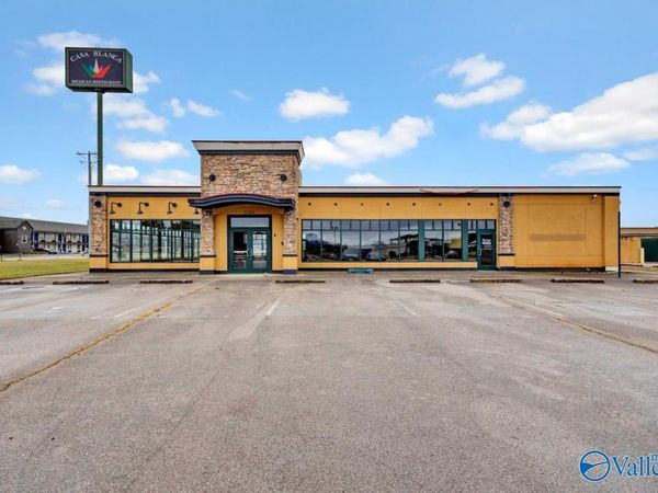 21366 Athens Limestone Boulevard, Athens, AL 35611