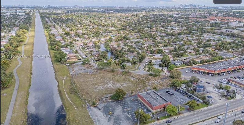 3900 NW 37th Street, Lauderdale Lakes, FL 33309 Photo