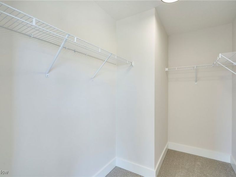 596 Mull Avenue, Unit 8, Akron, OH 44313 Photo 14