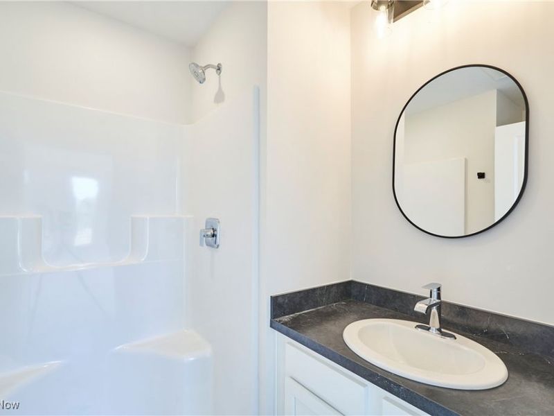 596 Mull Avenue, Unit 8, Akron, OH 44313 Photo 17