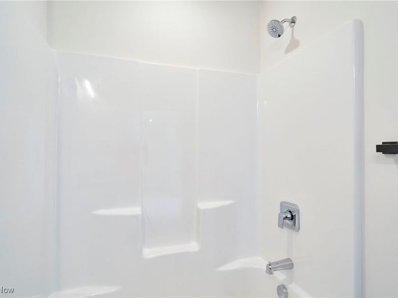 596 Mull Avenue, Unit 8, Akron, OH 44313 Photo 24