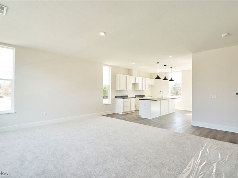 596 Mull Avenue, Unit 8, Akron, OH 44313 Photo 8