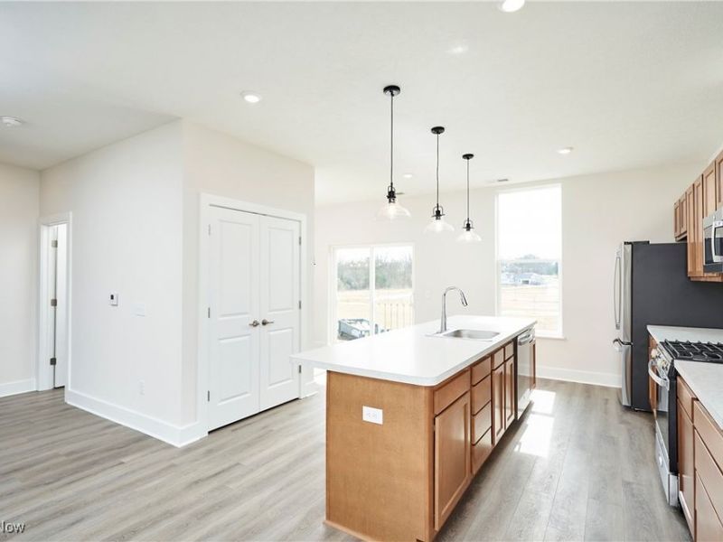 600 Mull Avenue, Unit 10, Akron, OH 44313 Photo 3