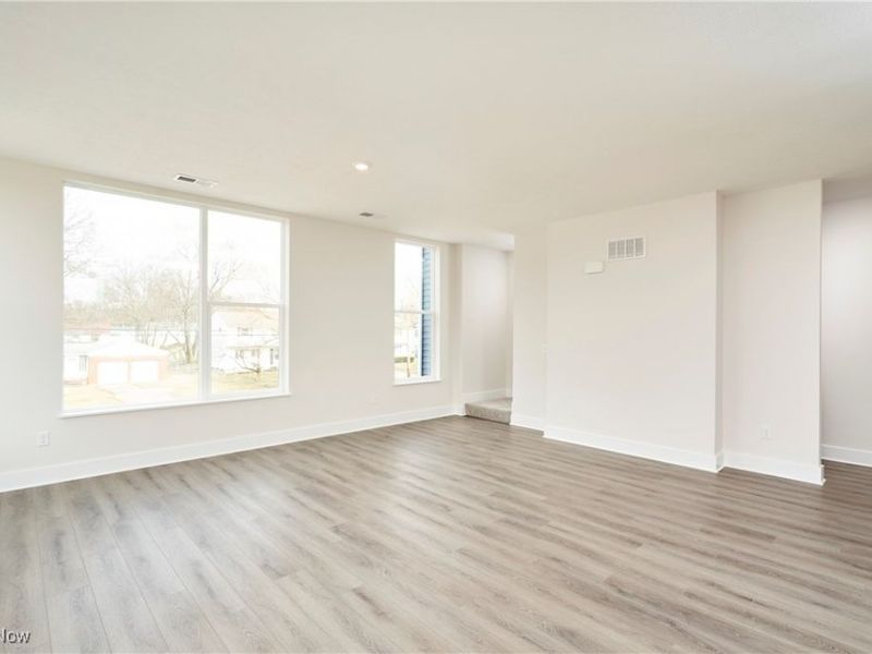 602 Mull Avenue, Unit 11, Akron, OH 44313 Photo 7