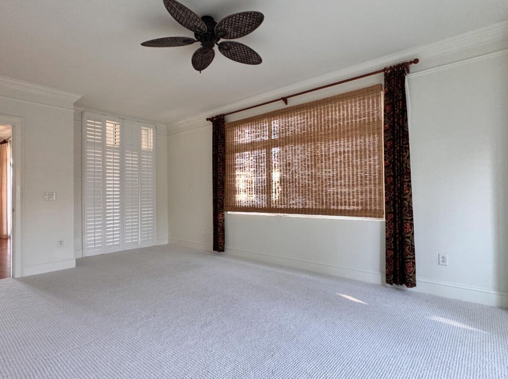 221 S Plaza Ct Photo 10