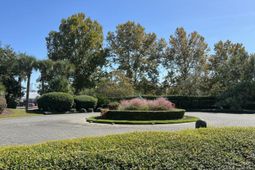 221 S Plaza Ct photo 4