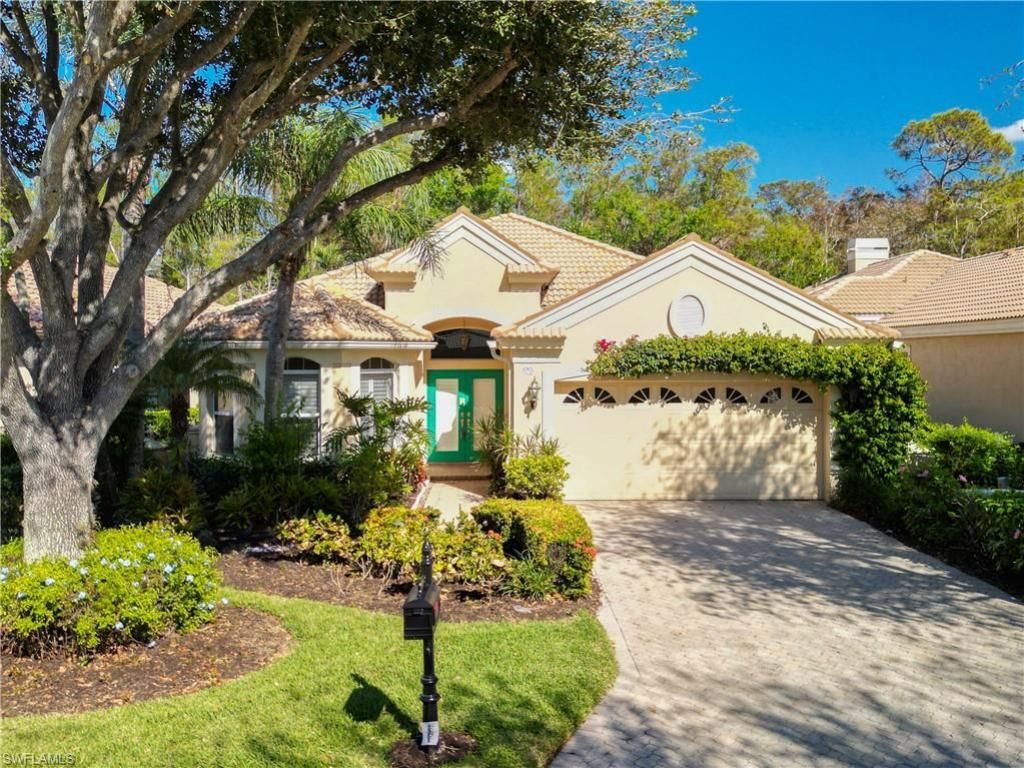 9190 Troon Lakes Dr, Naples, FL 34109 Main Photo