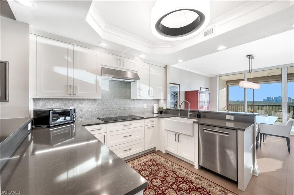 455 Cove Tower Dr, Unit 903, Naples, FL 34110 Photo