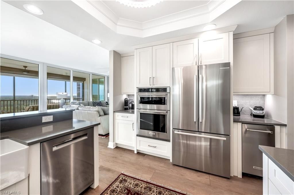455 Cove Tower Dr, Unit 903, Naples, FL 34110 Photo