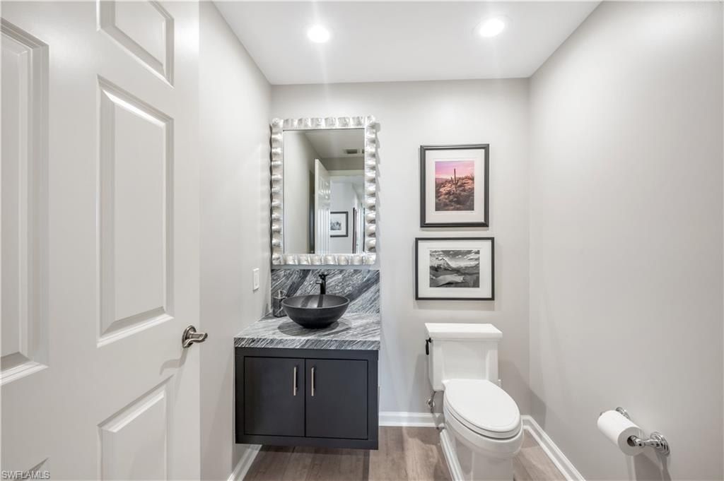 455 Cove Tower Dr, Unit 903, Naples, FL 34110 Photo