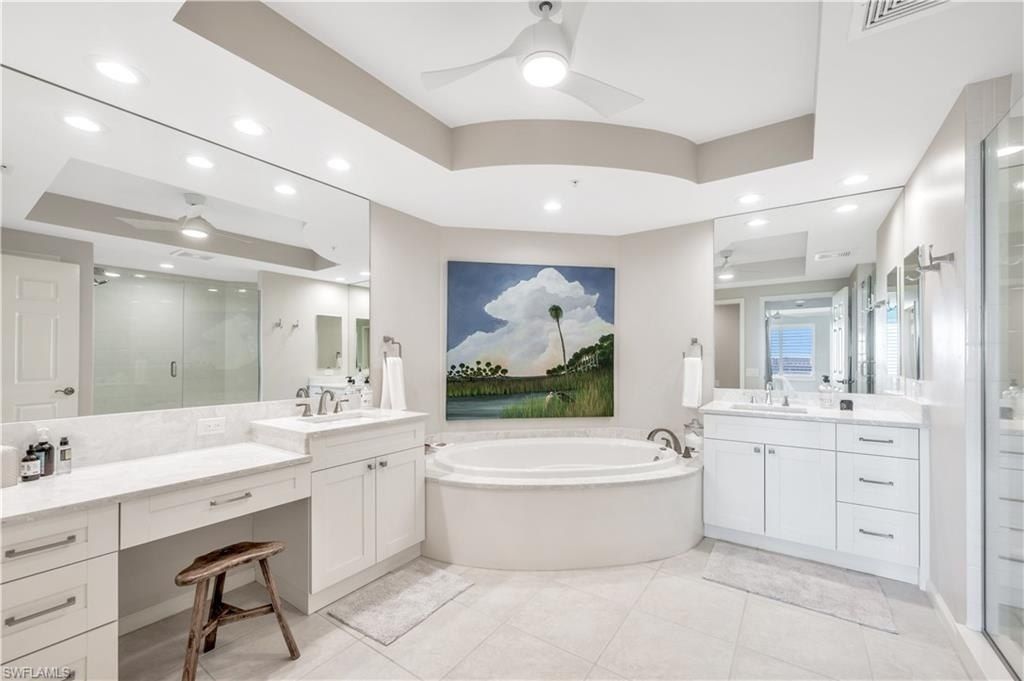 455 Cove Tower Dr, Unit 903, Naples, FL 34110 Photo