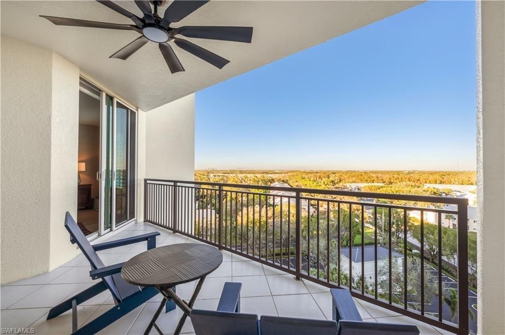 455 Cove Tower Dr, Unit 903, Naples, FL 34110 Photo