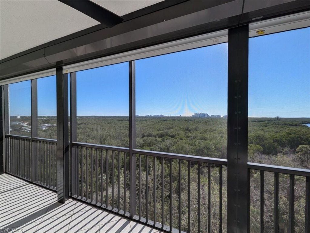 455 Cove Tower Dr, Unit 903, Naples, FL 34110 Photo