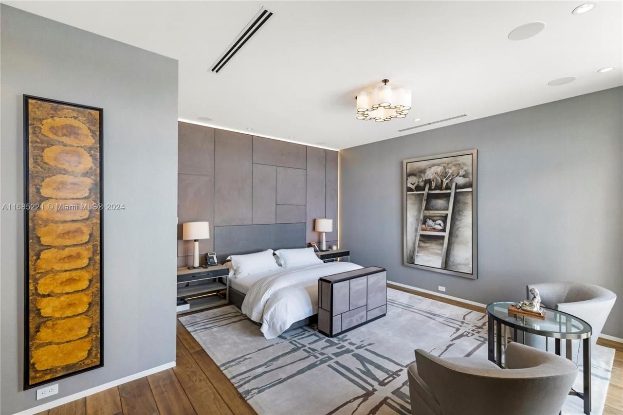 271 N Hibiscus Dr, Miami Beach, FL 33139 Photo