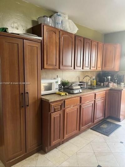 161 NW 35th St, Miami, FL 33127 Photo