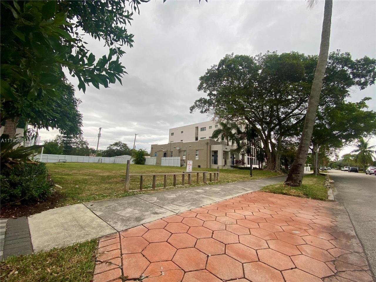 1741 Dewey St, Hollywood, FL 33020 Photo