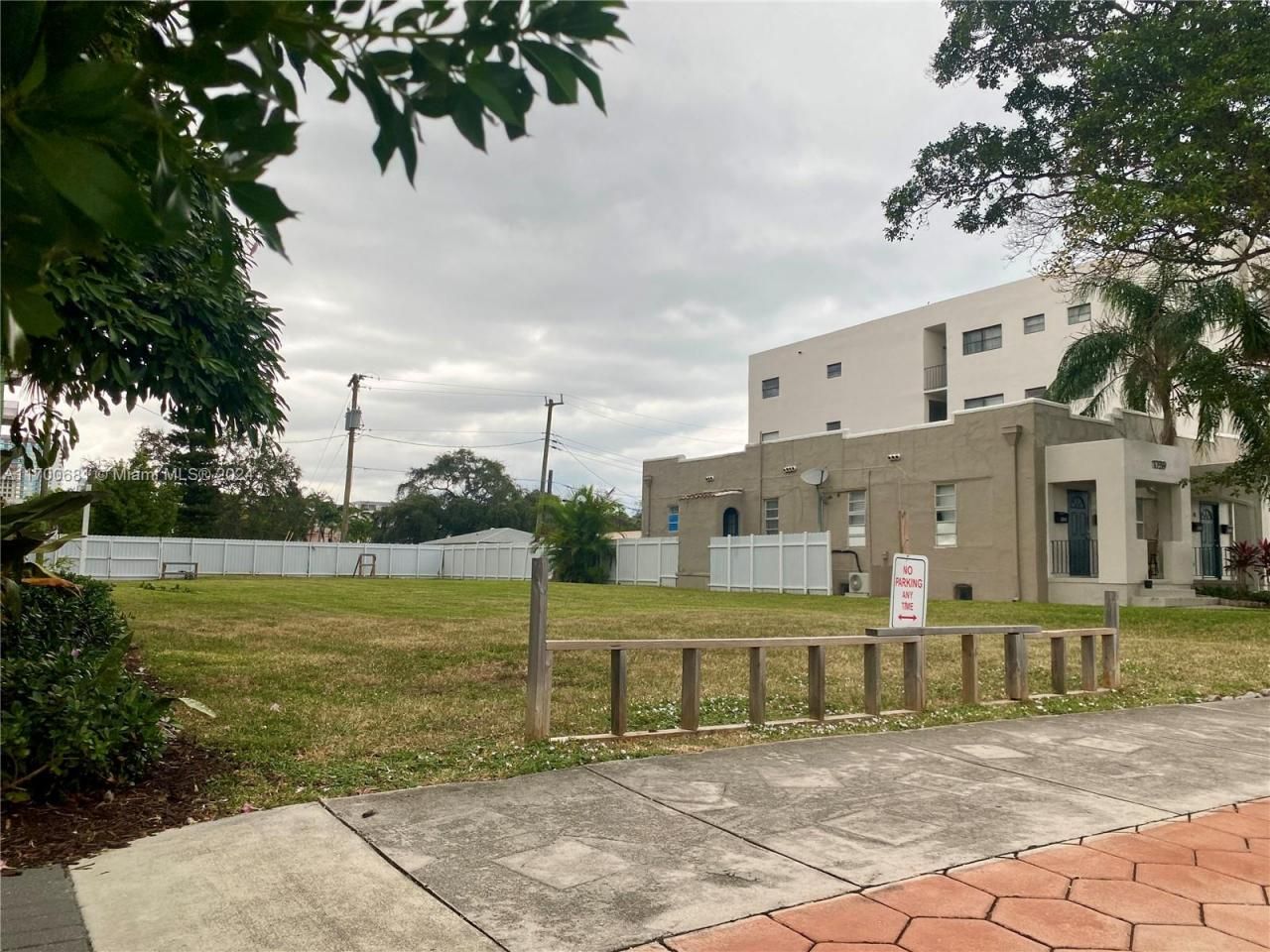 1741 Dewey St, Hollywood, FL 33020 Photo