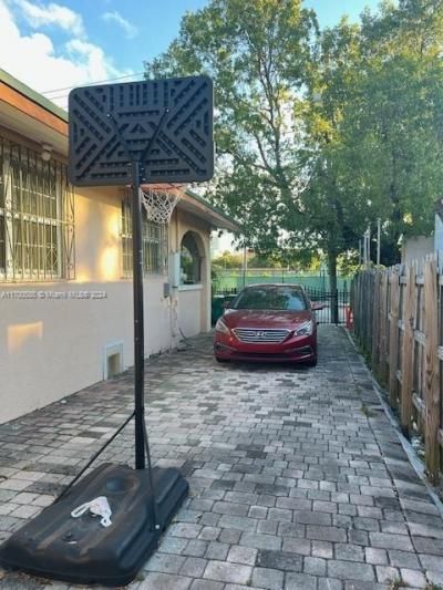 161 NW 35th St, Miami, FL 33127 Photo