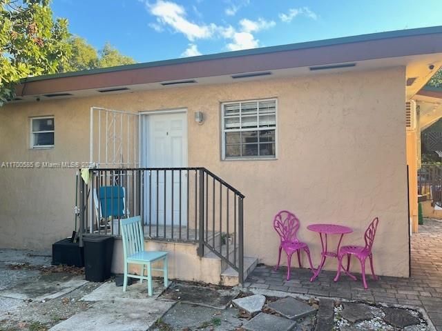 161 NW 35th St, Miami, FL 33127 Photo