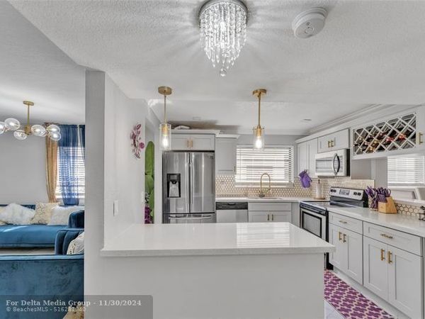 7653 NW 79th Avenue, Unit 208, Tamarac, FL 33321