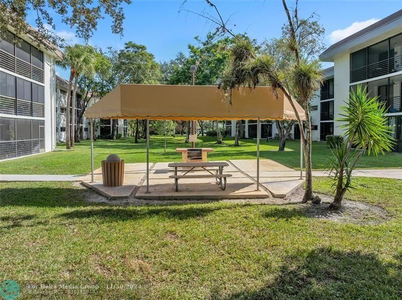 7653 NW 79th Avenue, Unit 208, Tamarac, FL 33321 Photo