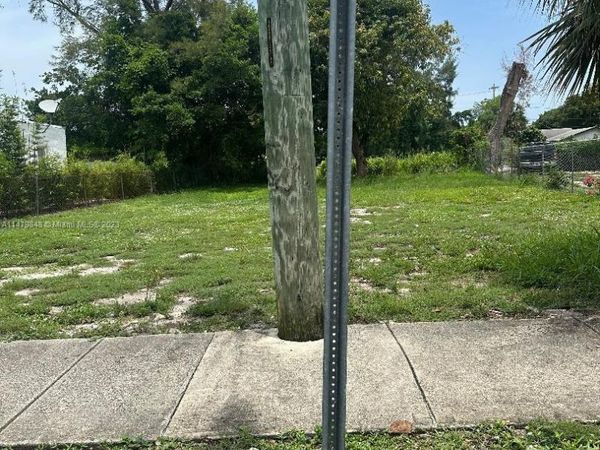 3508 Greenwood Ave, West Palm Beach, FL 33407