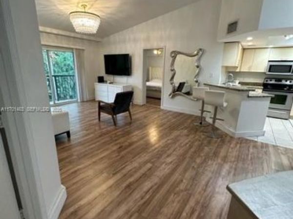 2119 SE 10th Ave, Unit 917, Fort Lauderdale, FL 33316