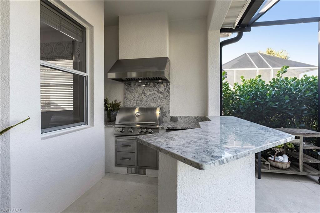 3920 Lakeview Isle Ct, Fort Myers, FL 33905 Photo