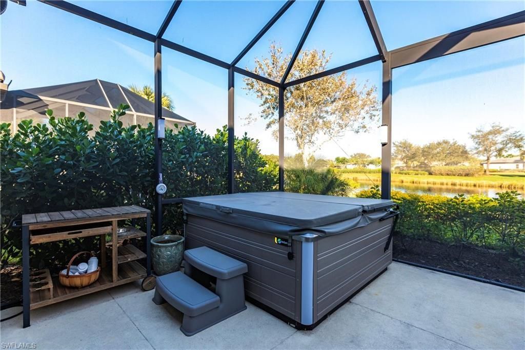 3920 Lakeview Isle Ct, Fort Myers, FL 33905 Photo