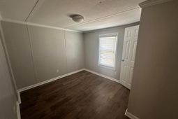 1401 Charles Dr. photo 4