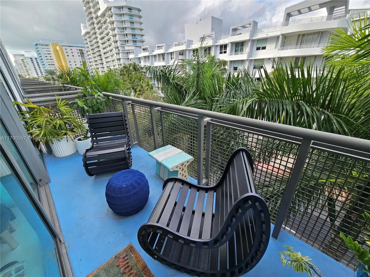6000 Collins Ave, Unit 528, Miami Beach, FL 33140 Photo