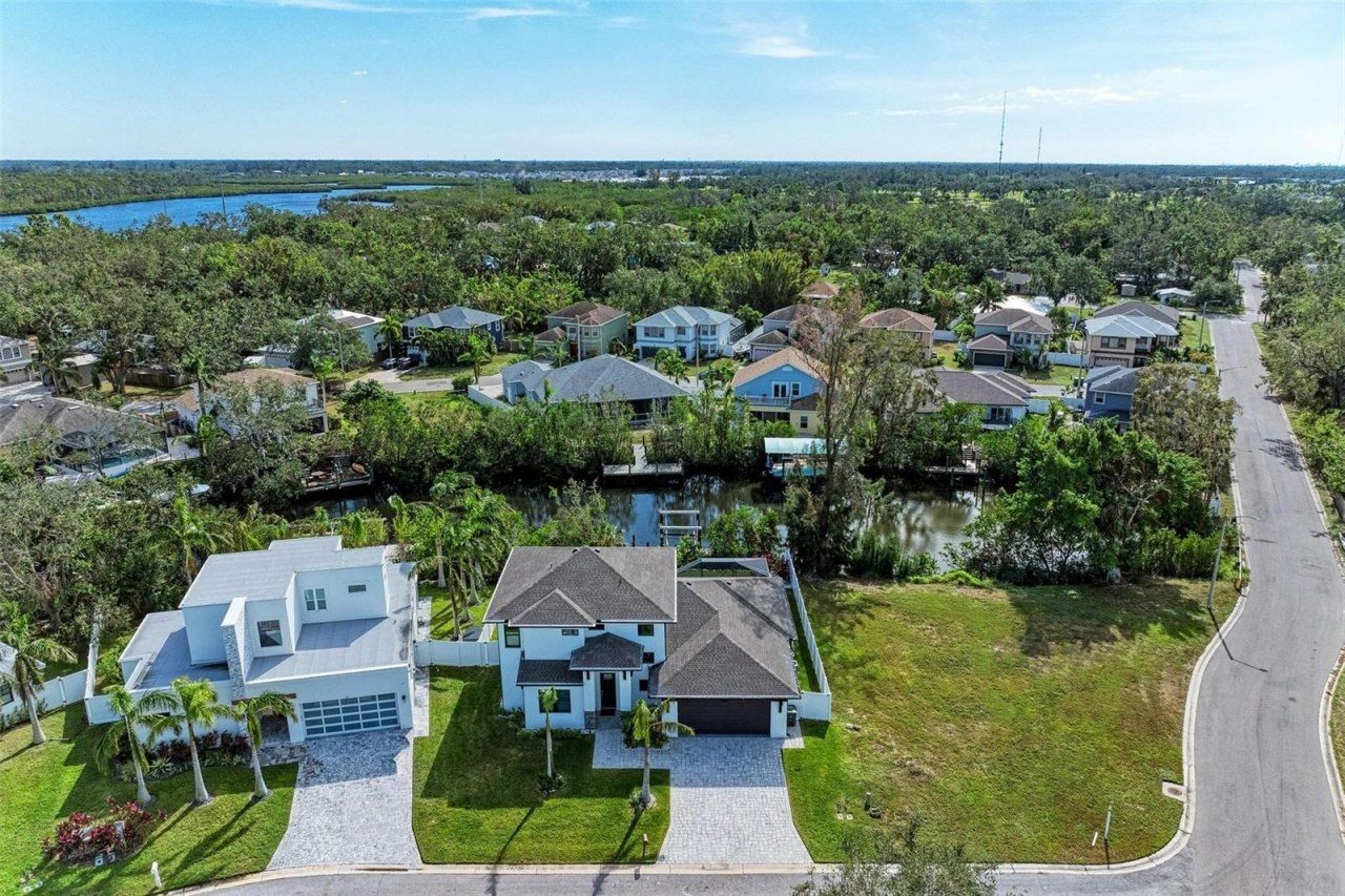 901 30th Court E, Bradenton, FL 34208 Photo