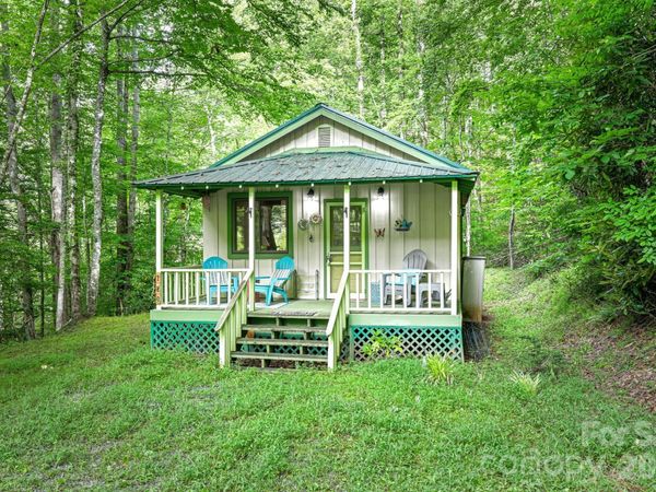180 Valley Lane, Bryson City, NC 28713