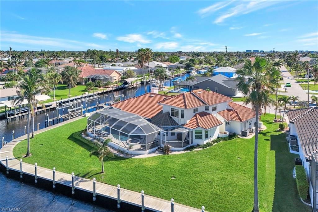 5211 Tamiami Ct, Cape Coral, FL 33904 Photo